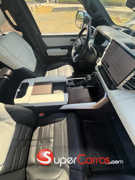 2023 Toyota Tundra Capstone — foto 9 / 11