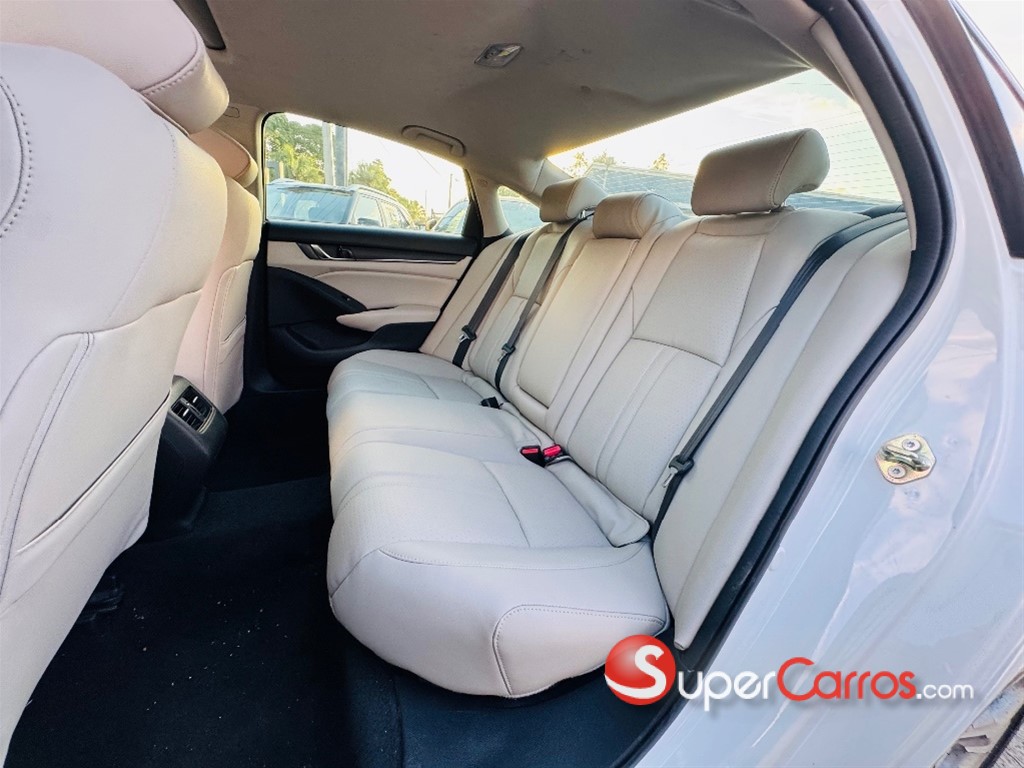 2020 Honda Accord EX — foto 7 / 12