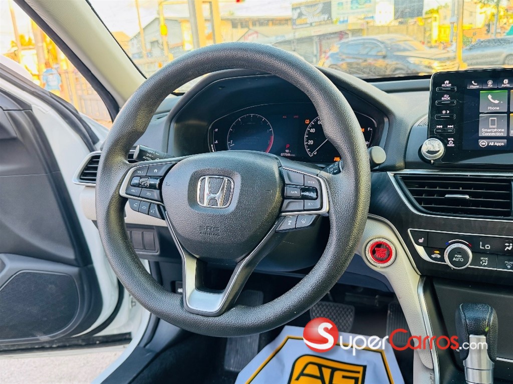 2020 Honda Accord EX — foto 9 / 12