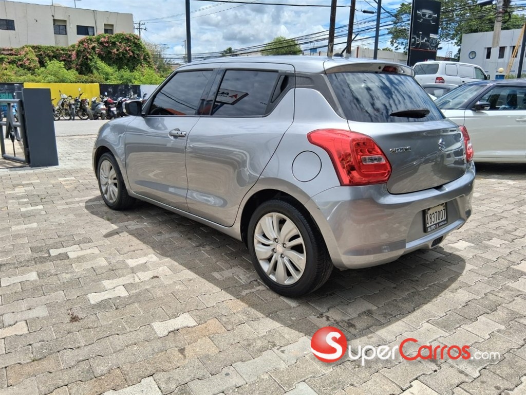 2018 Suzuki Swift — foto 3 / 10