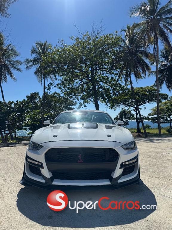 2021 Ford Mustang GT — foto 2 / 6