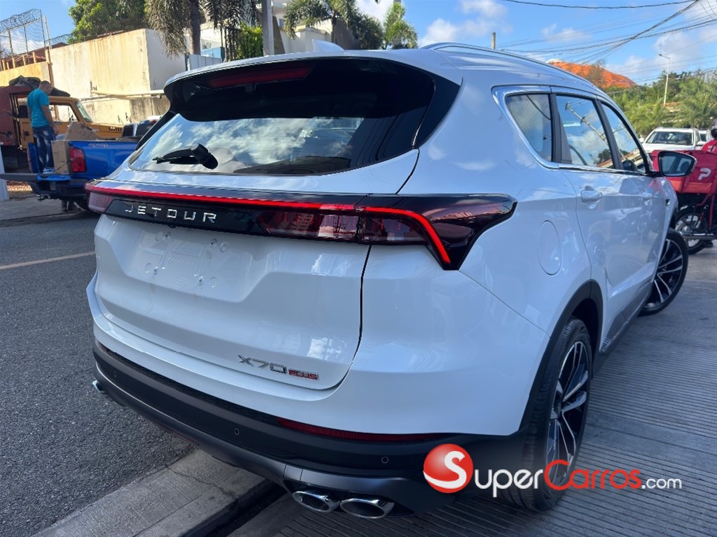 2027 Jetour X70 PLUS — foto 5 / 12