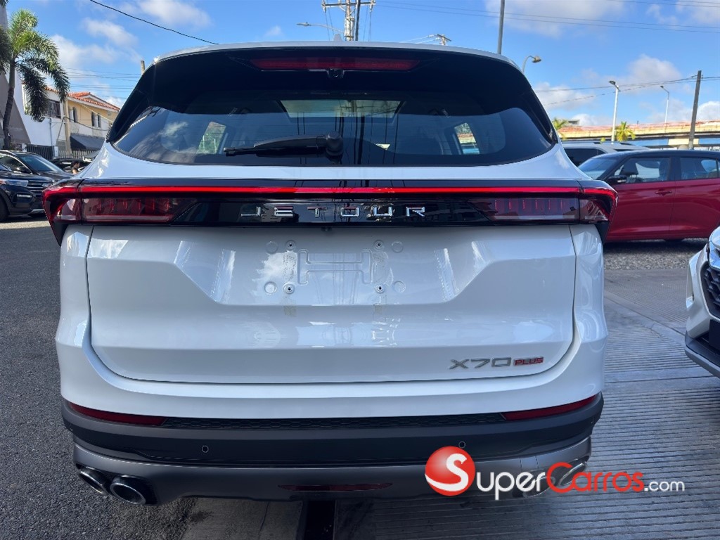 2027 Jetour X70 PLUS — foto 6 / 12
