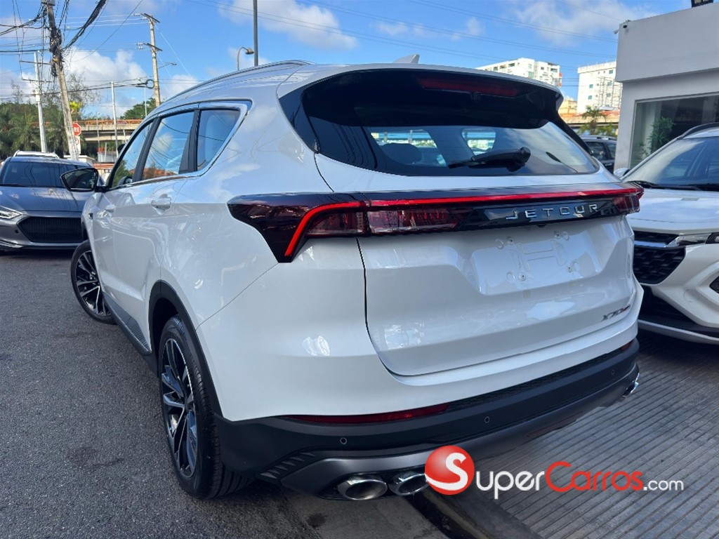 2027 Jetour X70 PLUS — foto 7 / 12