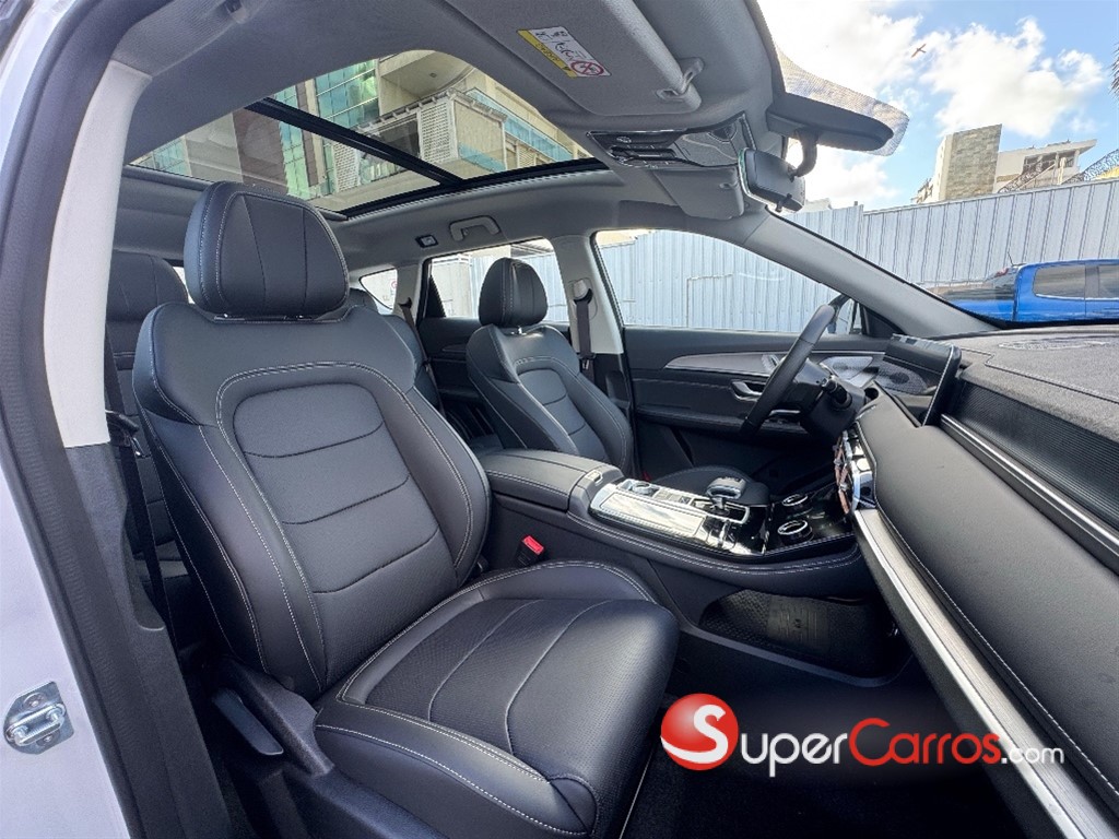2027 Jetour X70 PLUS — foto 9 / 12