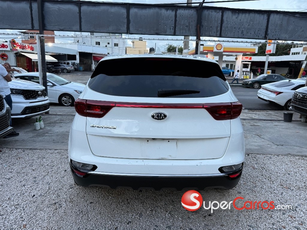2020 Kia Sportage LX — foto 7 / 12