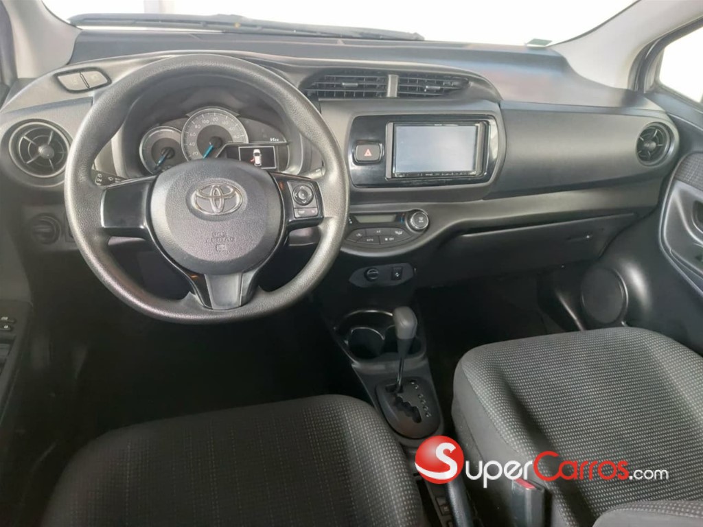 2020 Toyota VITZ — foto 7 / 7