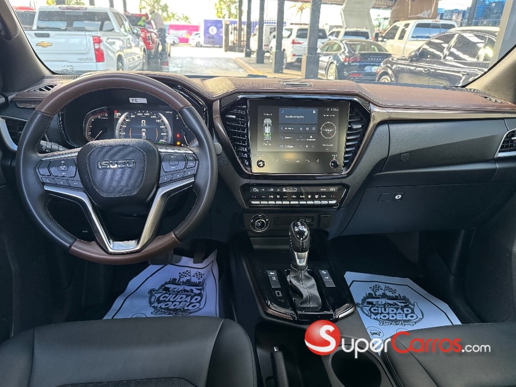 2026 Isuzu DMAX LSE — foto 8 / 9