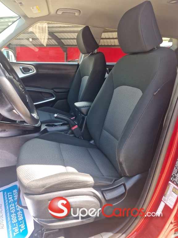 2020 Kia Soul LX — foto 4 / 10