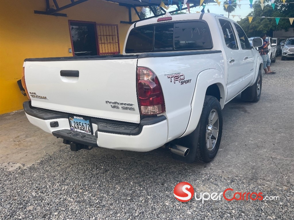 2005 Toyota Tacoma — foto 6 / 8