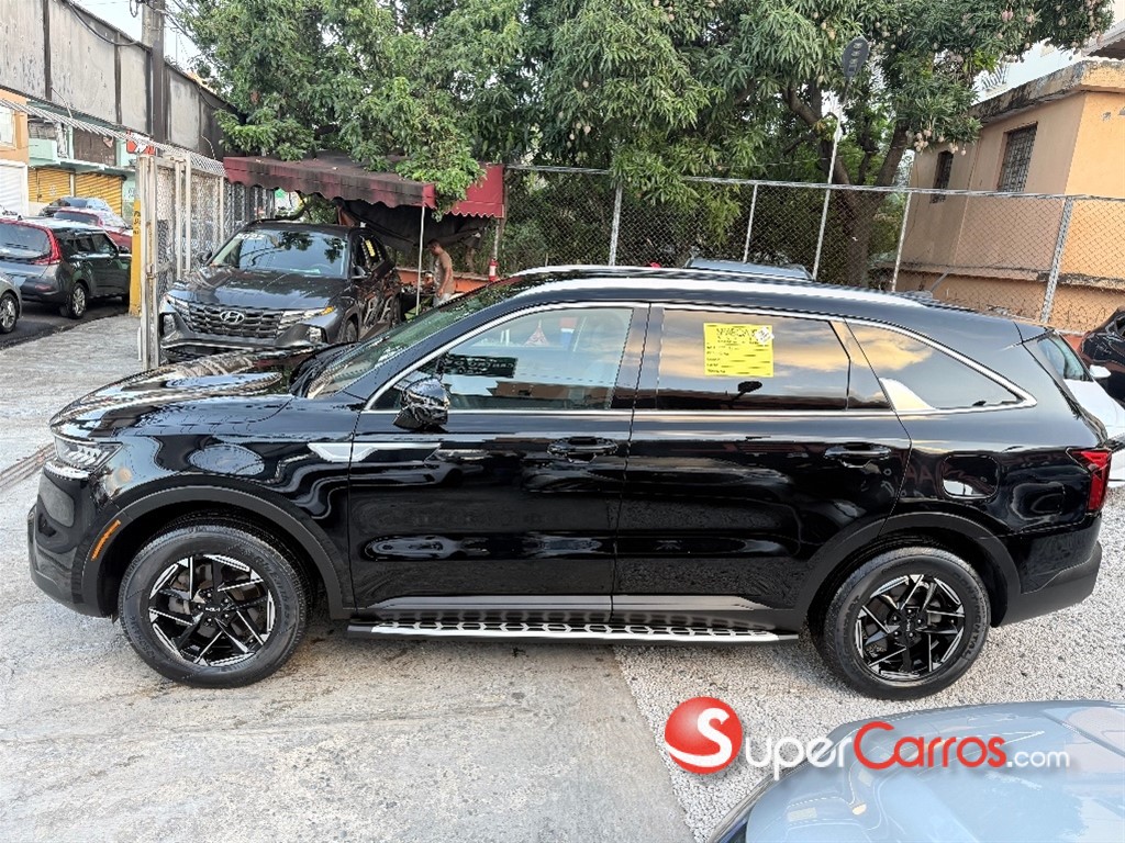 2022 Kia Sorento LX — foto 5 / 12