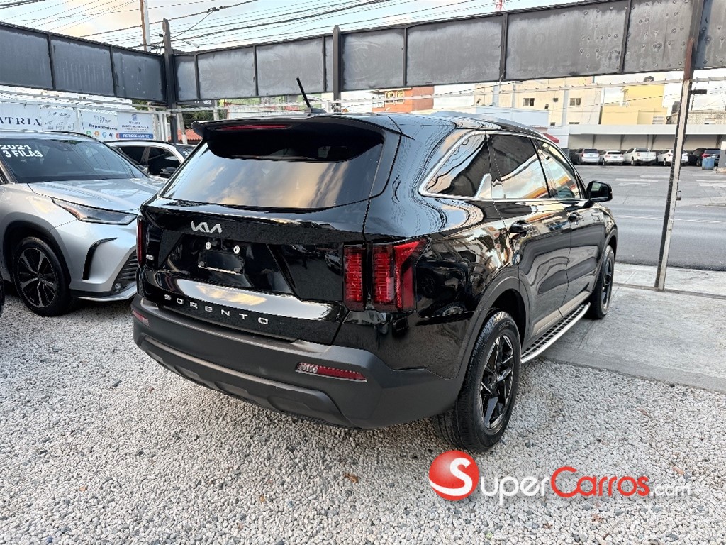 2022 Kia Sorento LX — foto 6 / 12