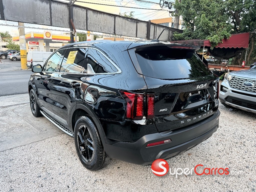 2022 Kia Sorento LX — foto 8 / 12