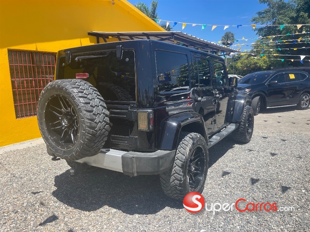 2014 Jeep Wrangler Sahara — foto 4 / 5