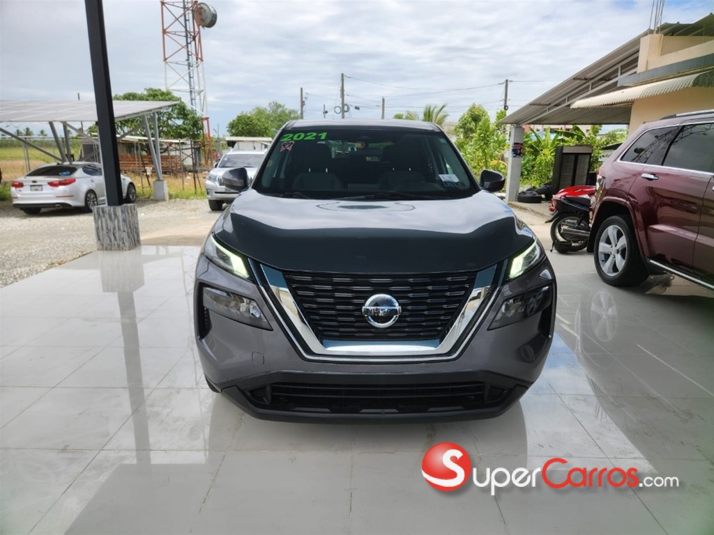 2021 Nissan Rogue SL — foto 8 / 12