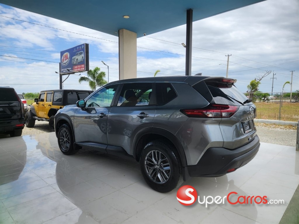 2021 Nissan Rogue SL — foto 10 / 12