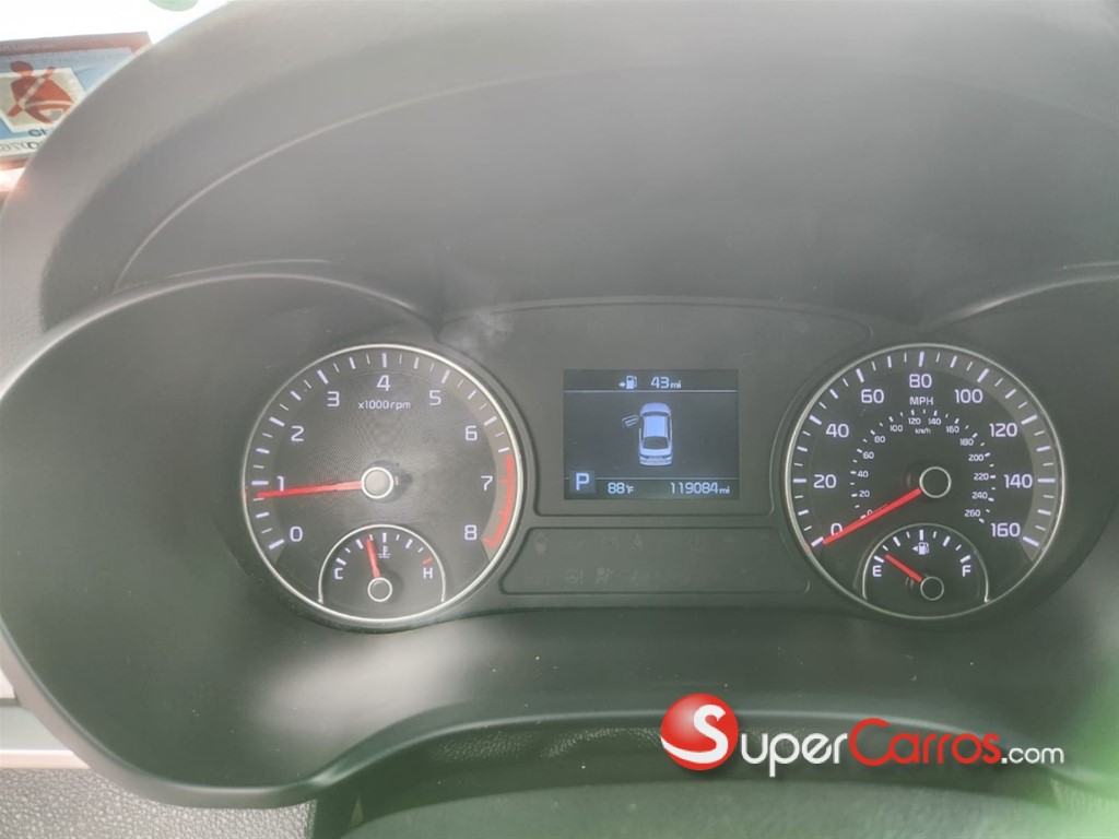 2020 Kia Optima FE — foto 12 / 12