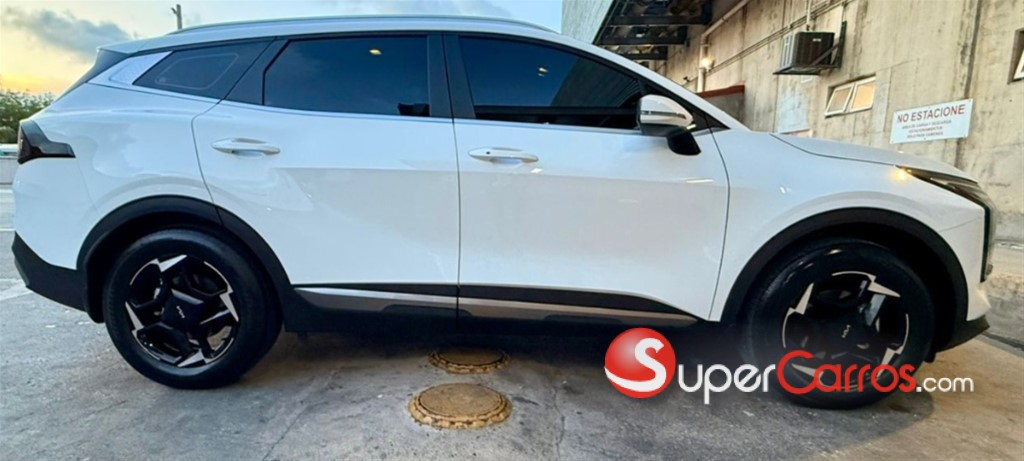 2026 Kia Sportage Sport — foto 4 / 9