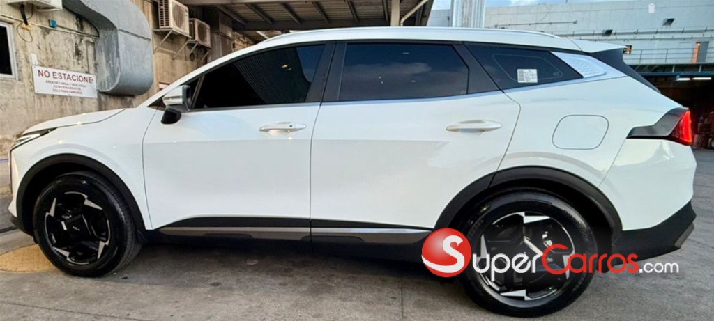 2026 Kia Sportage Sport — foto 7 / 9