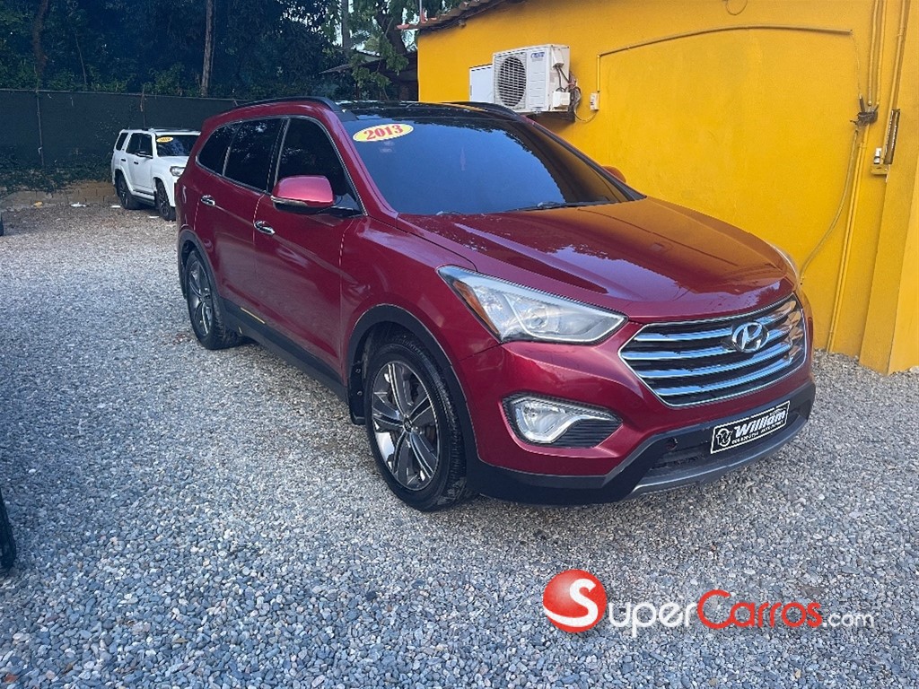 2013 Hyundai Grand Santa Fe Ultimate