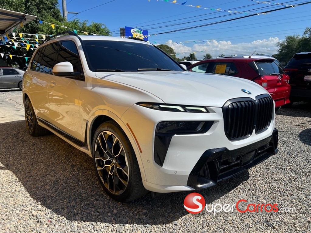 2023 BMW X 7 xDrive 40i Mpackage