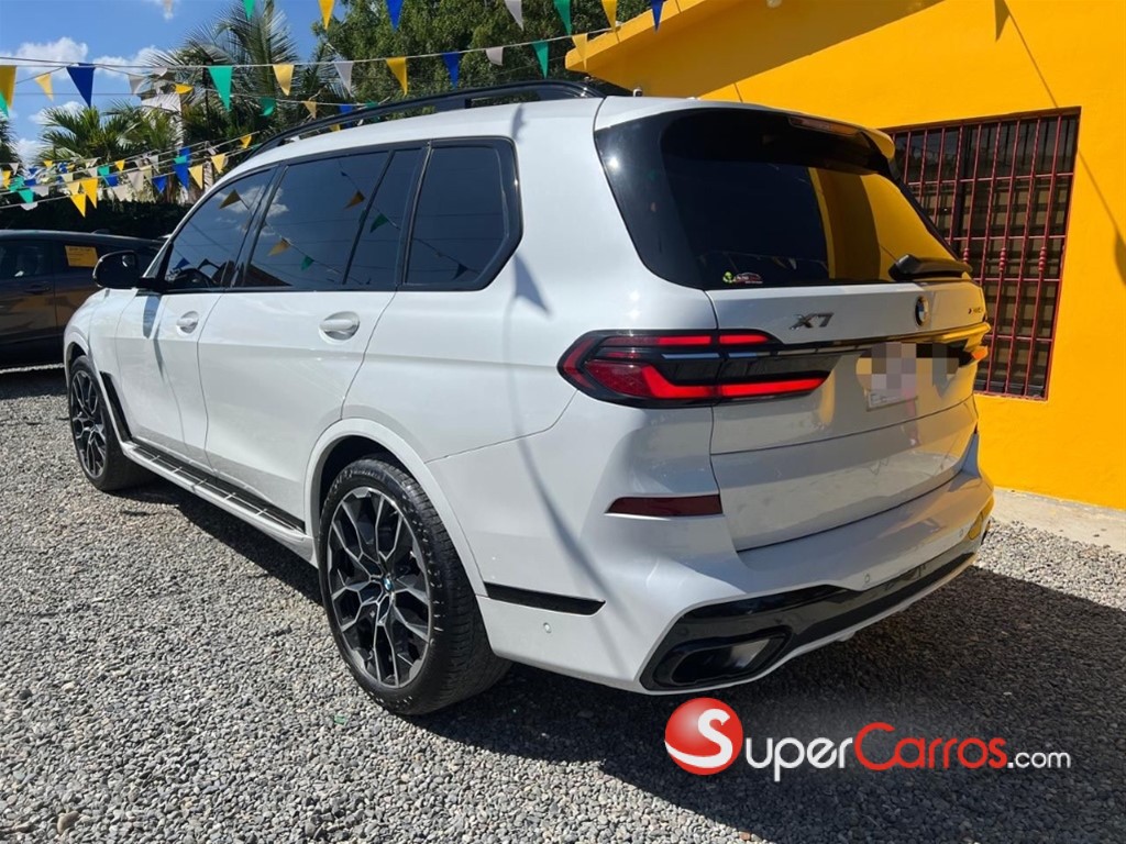 2023 BMW X 7 xDrive 40i Mpackage — foto 9 / 10