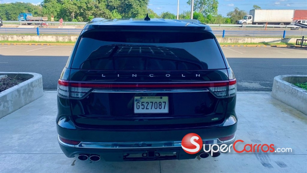 2020 Lincoln Aviator — foto 9 / 11