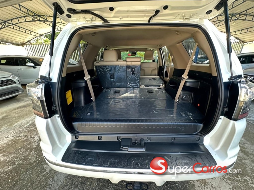 2020 Toyota 4 Runner Limited — foto 5 / 10