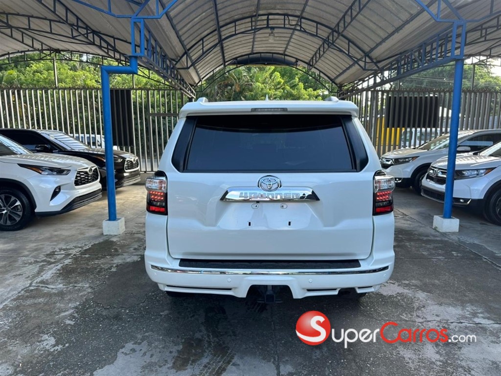 2020 Toyota 4 Runner Limited — foto 6 / 10