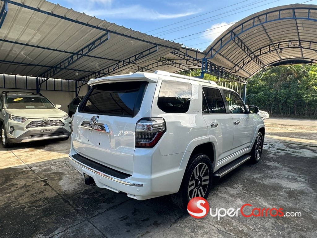 2020 Toyota 4 Runner Limited — foto 10 / 10