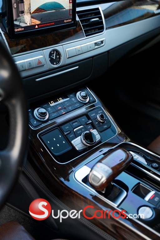 2017 Audi A8 L Quattro — foto 3 / 10