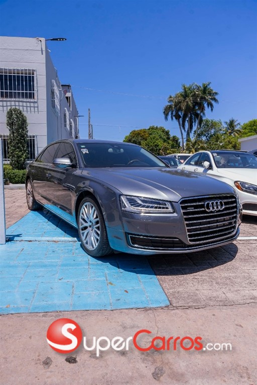 2017 Audi A8 L Quattro — foto 7 / 10