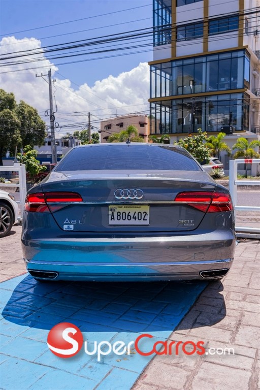 2017 Audi A8 L Quattro — foto 9 / 10