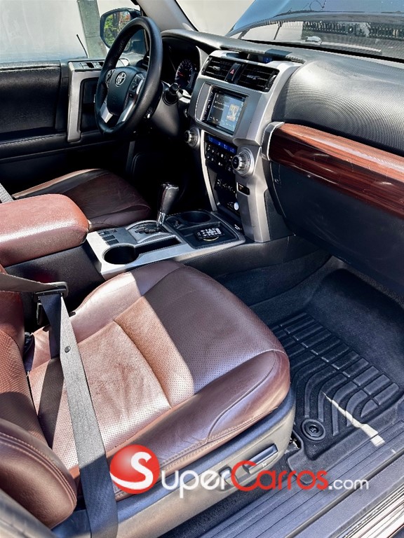 2015 Toyota 4 Runner Limited — foto 11 / 11
