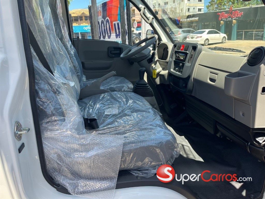 2027 Isuzu Traviz — foto 5 / 7
