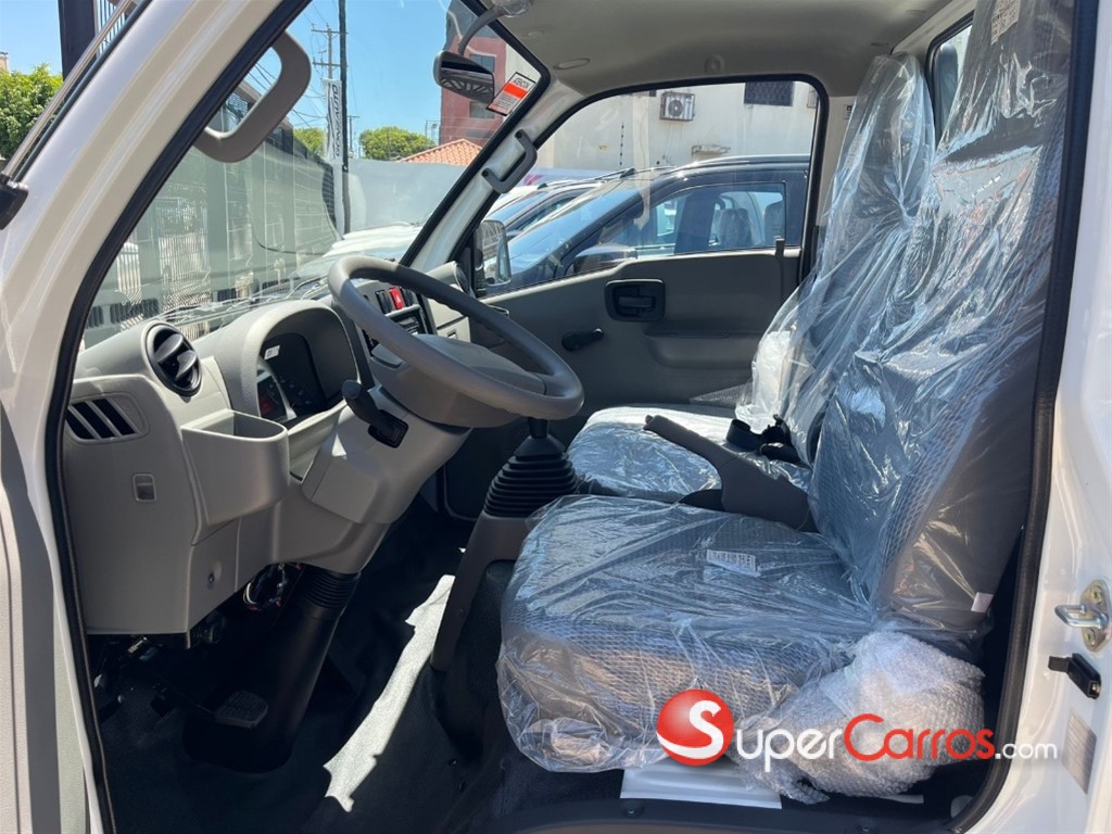 2027 Isuzu Traviz — foto 7 / 7