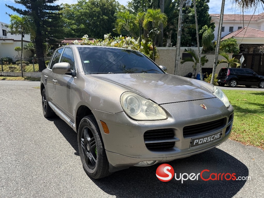 2004 Porsche Cayenne