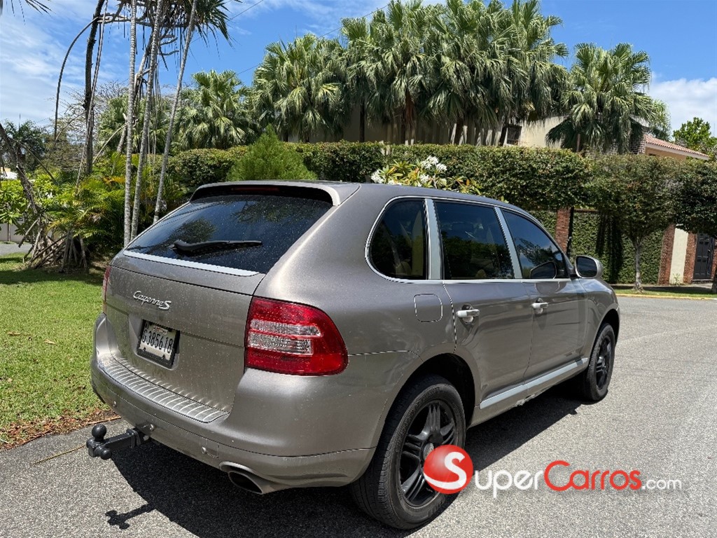 2004 Porsche Cayenne — foto 4 / 9
