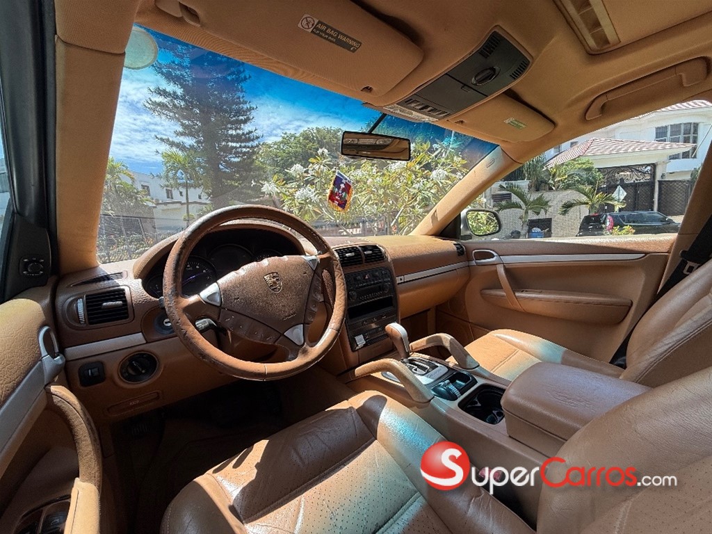 2004 Porsche Cayenne — foto 6 / 9