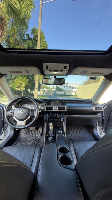 2014 Lexus IS 250 — foto 7 / 12