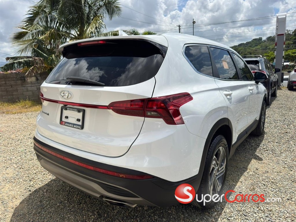 2021 Hyundai Santa Fe SE — foto 4 / 9