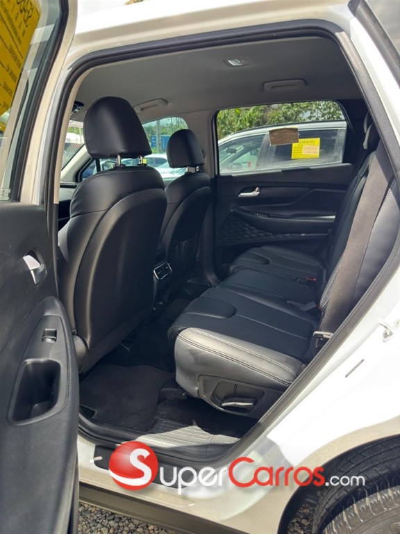 2021 Hyundai Santa Fe SE — foto 6 / 9