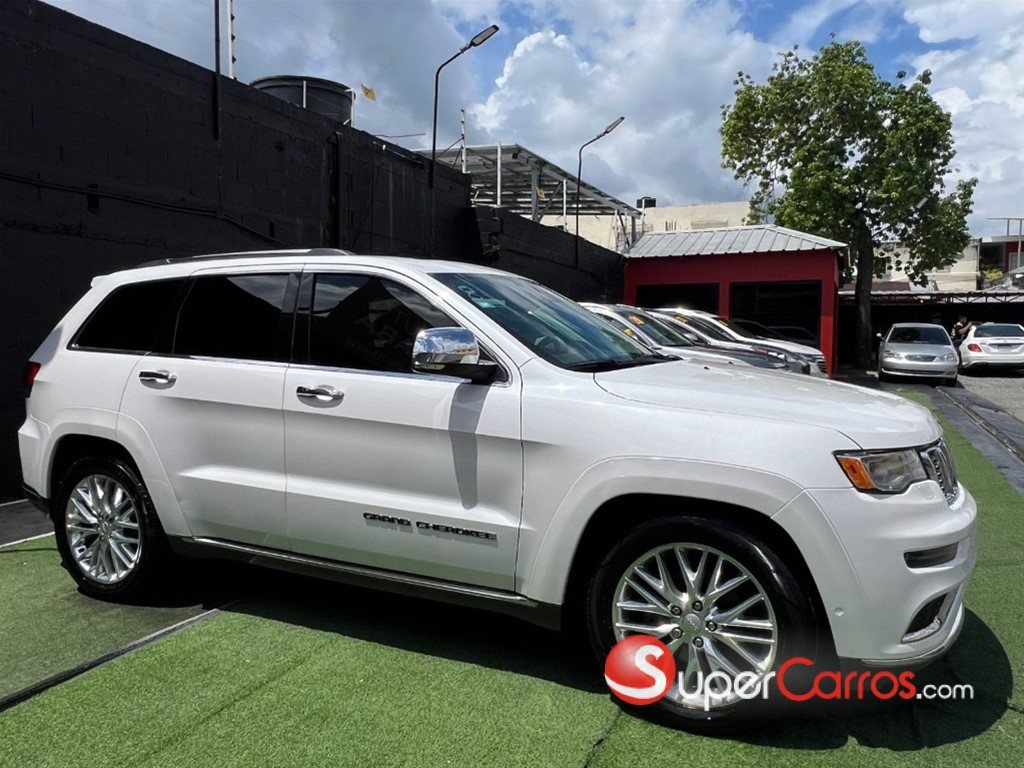 2017 Jeep Grand Cherokee SUMMIT — foto 4 / 12