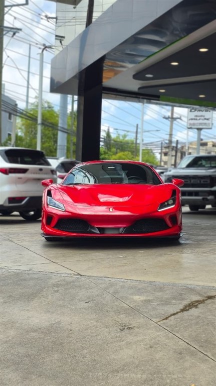 2022 Ferrari F8 Tributo — foto 5 / 12