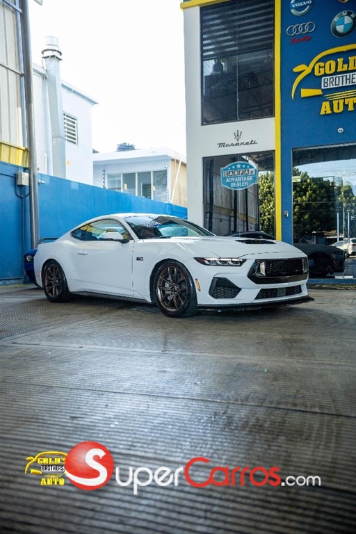 2024 Ford Mustang GT PREMIUM — foto 2 / 12