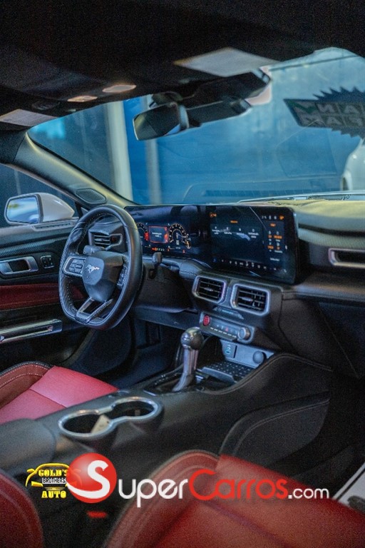 2024 Ford Mustang GT PREMIUM — foto 8 / 12