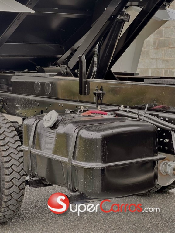 2027 Isuzu Volteo 4X4 — foto 9 / 12
