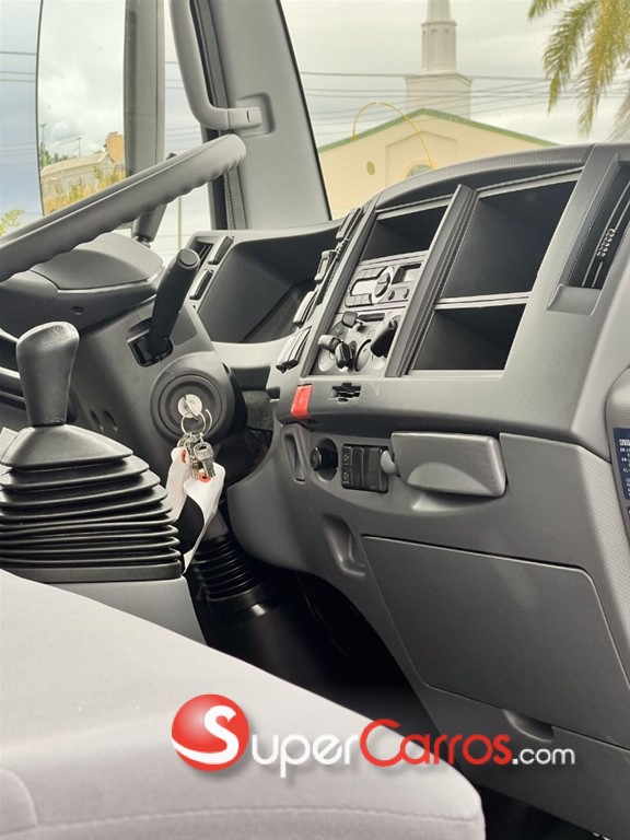 2027 Isuzu Volteo 4X4 — foto 12 / 12
