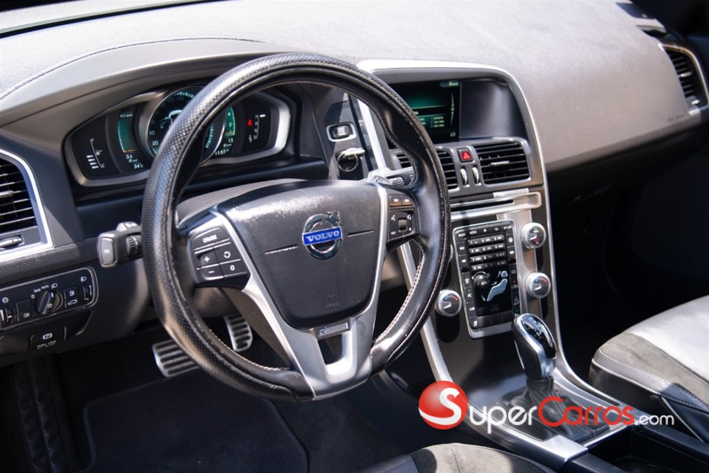 2015 Volvo XC60 — foto 3 / 9