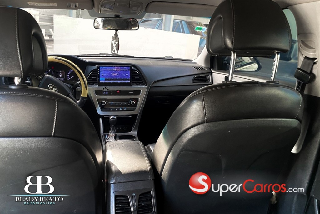 2015 Hyundai Sonata LF — foto 9 / 12